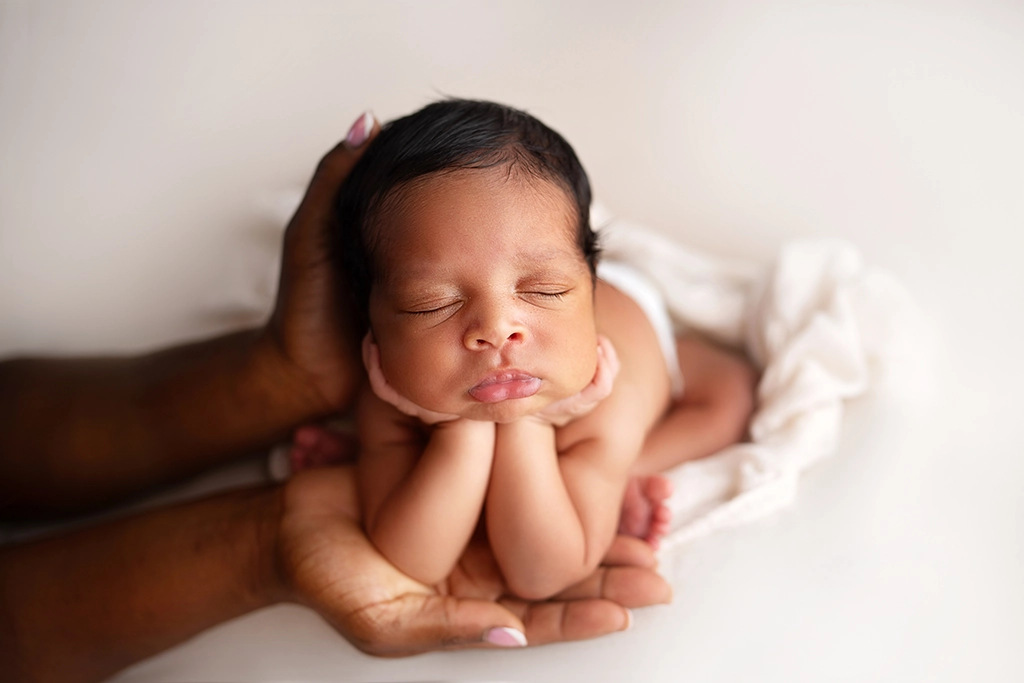 When to book a newborn photography session in Enfield, North London